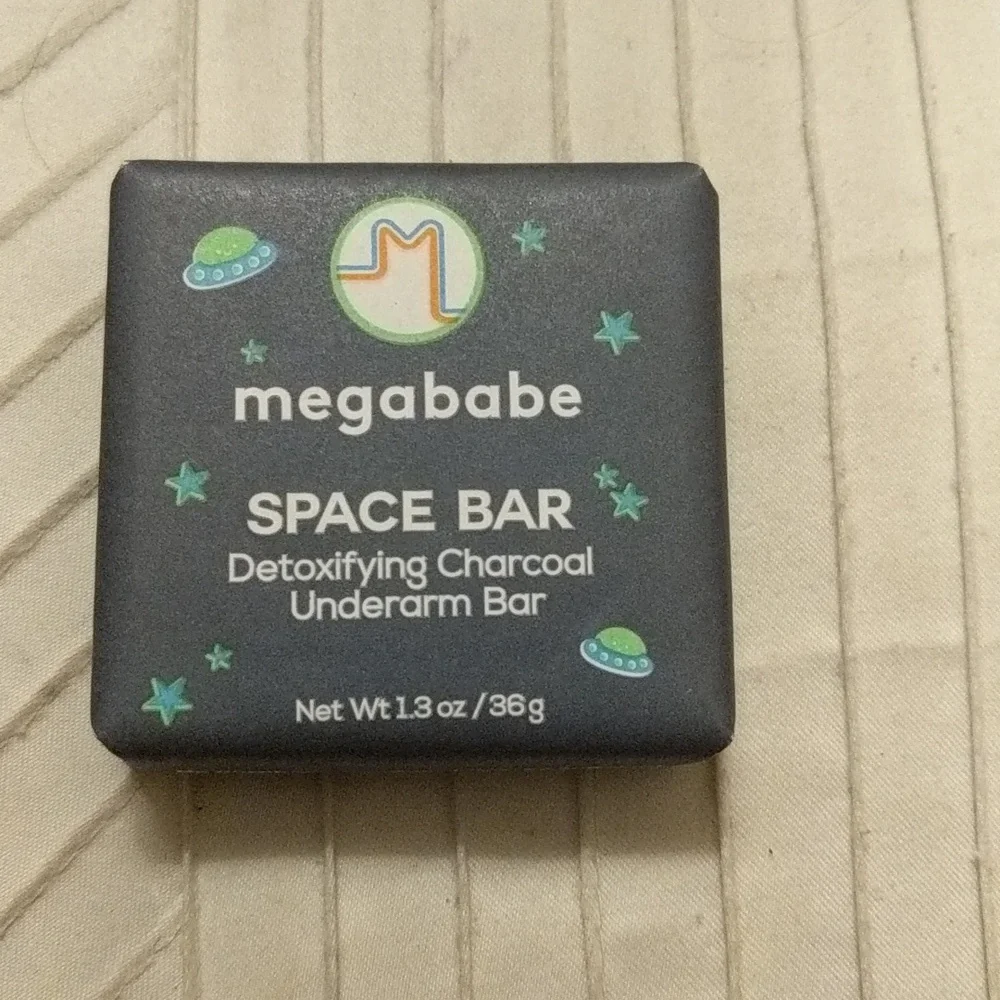 Detoxifying Charcoal Underarm Bar